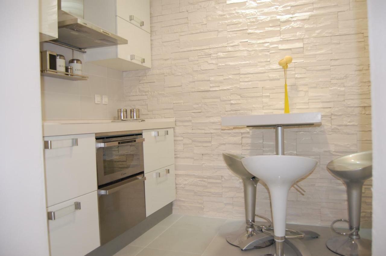 מאקרסקה Studio Apartment For 2 Adults And 1 Child מראה חיצוני תמונה