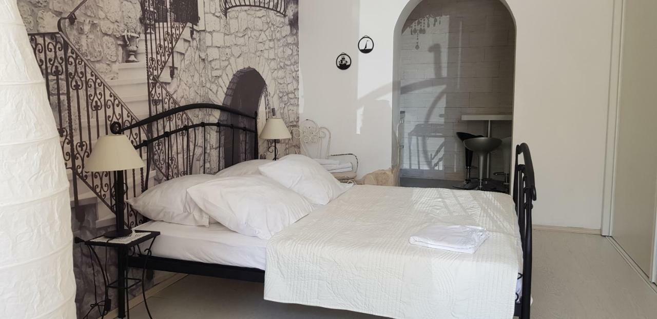 מאקרסקה Studio Apartment For 2 Adults And 1 Child מראה חיצוני תמונה